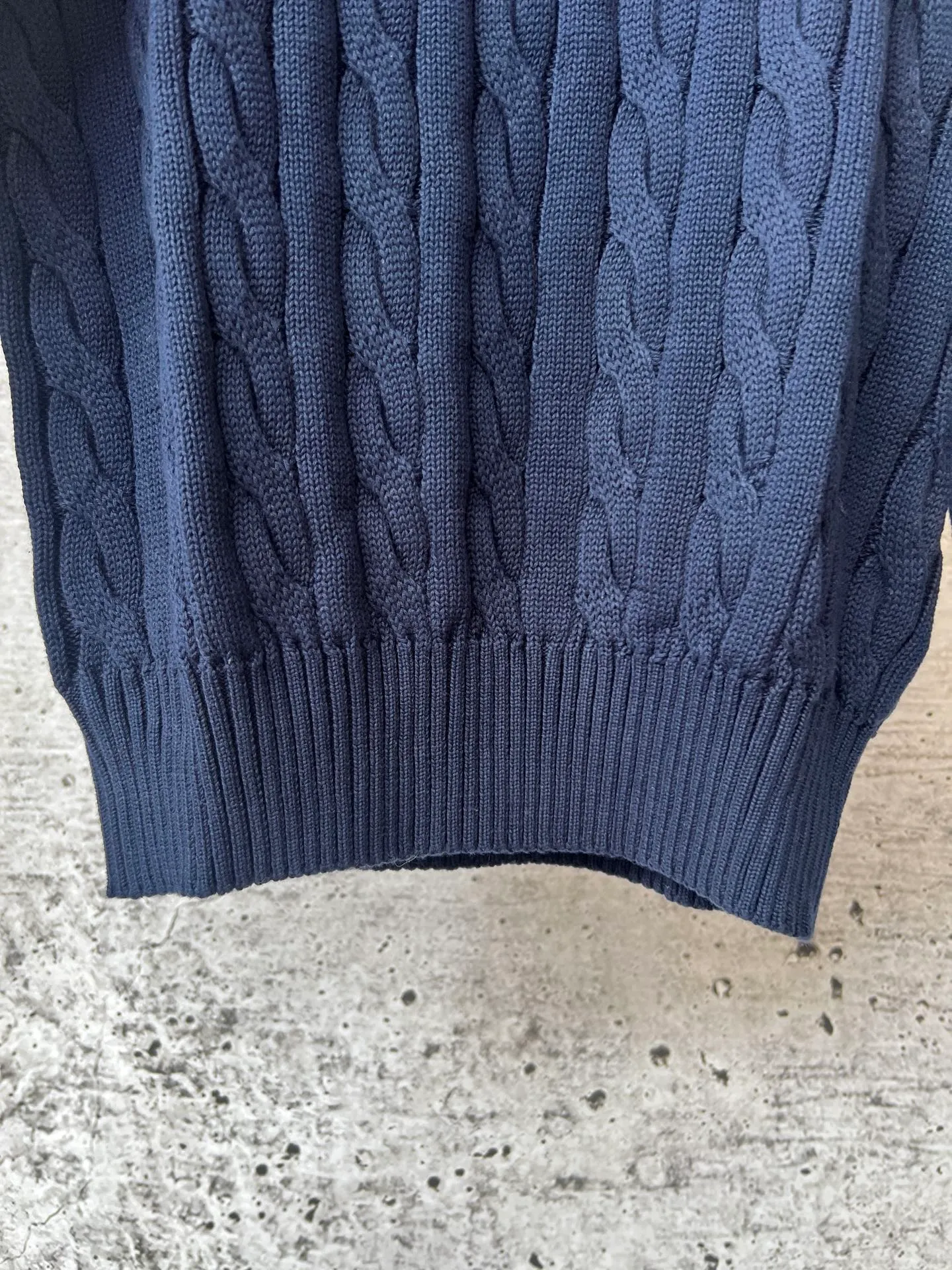 P230 Ralph Lauren men's and women's round neck rubberized sweater, made of the same pure cotton washed fabric as the original, no difference in craftsmanship details, original pony embroidery on the chest, restored one to one